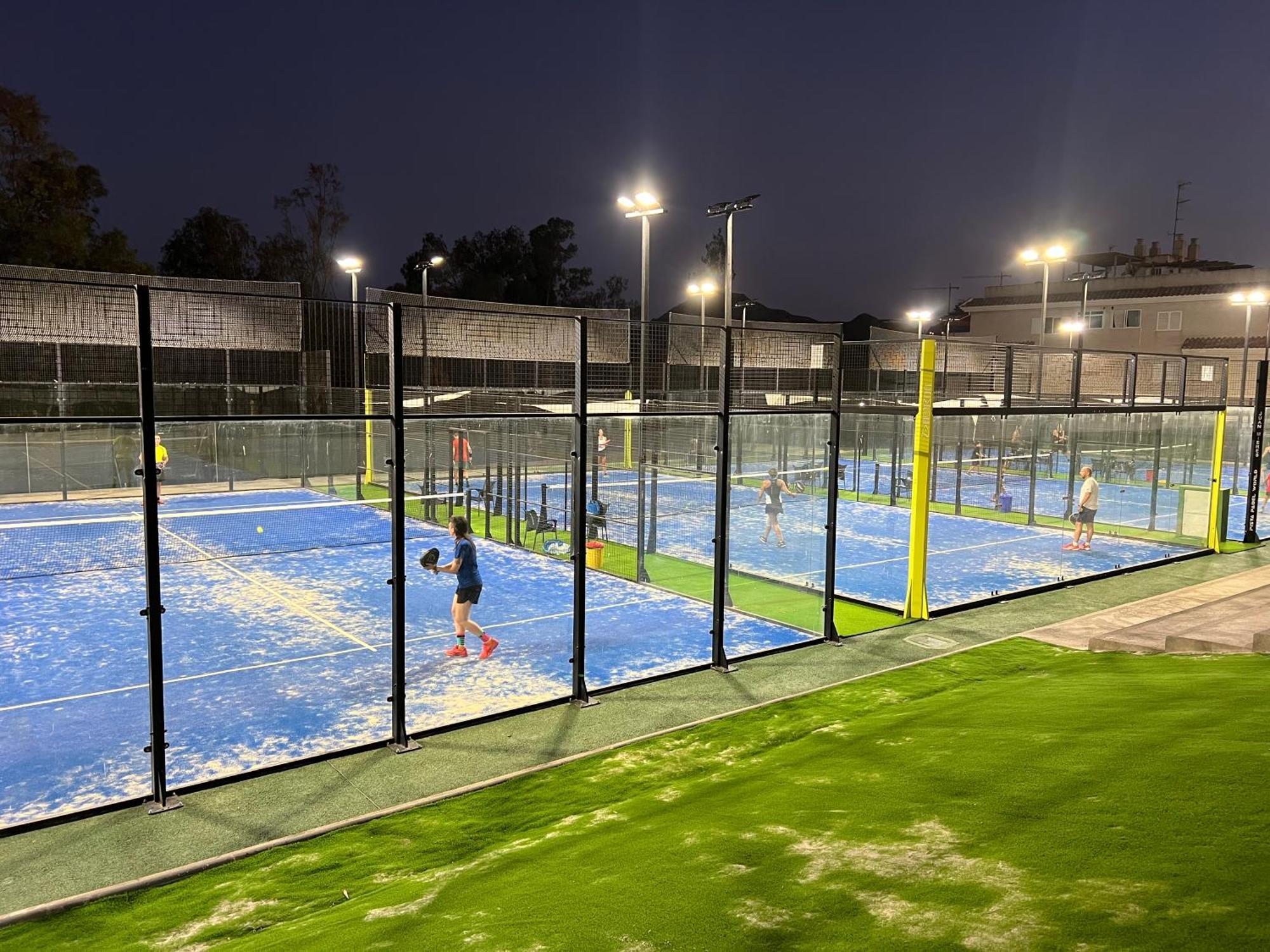 Piso Con Ac, Piscina Y Pista De Padel Y Tenis En أغيلاس المظهر الخارجي الصورة