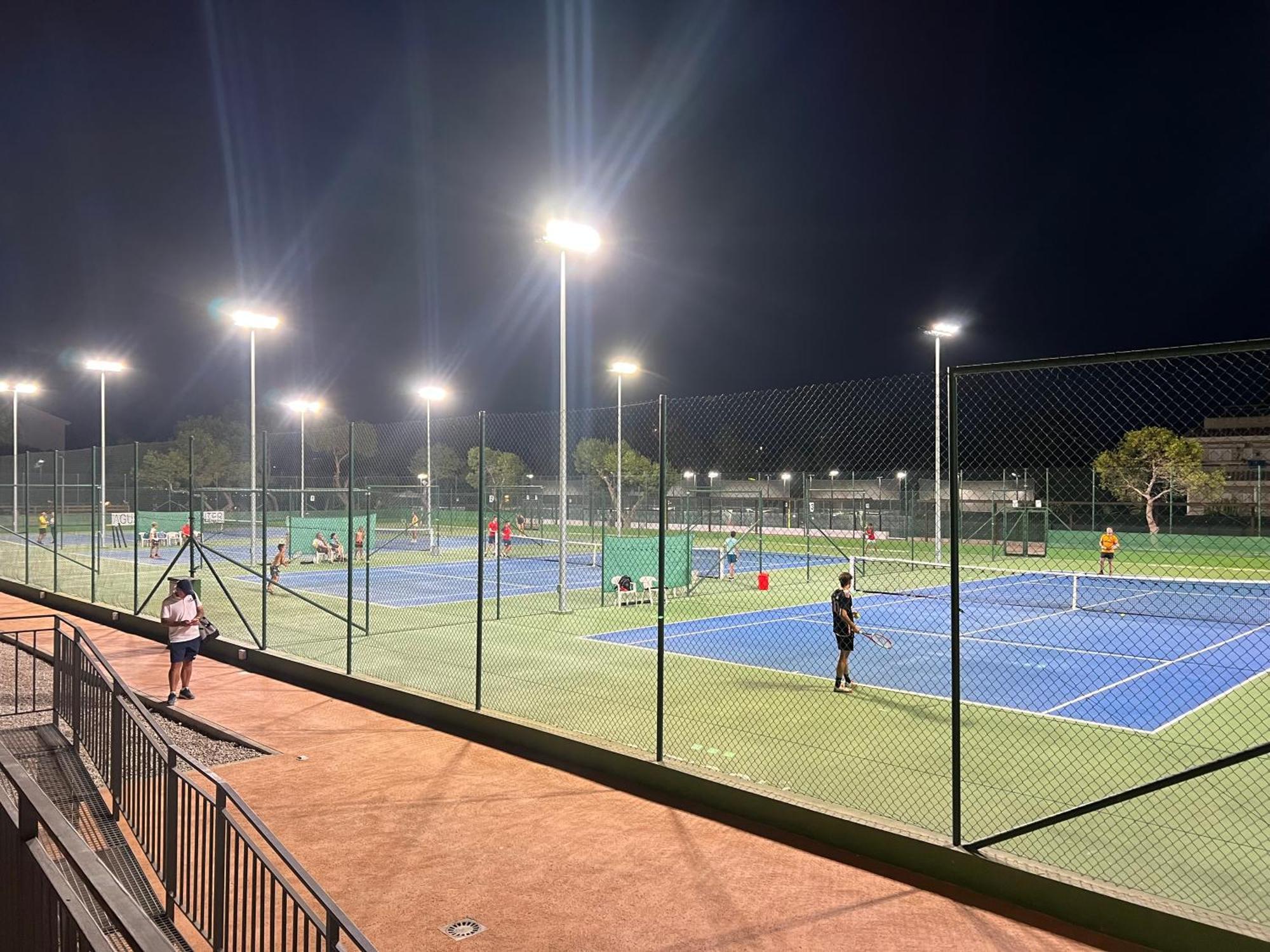 Piso Con Ac, Piscina Y Pista De Padel Y Tenis En أغيلاس المظهر الخارجي الصورة